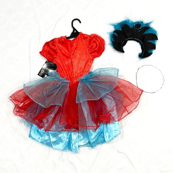 NWT Spirit Halloween Dr Seuss Cat in the Hat Thing 2 Girls 2pc Halloween Costume - Picture 8 of 8